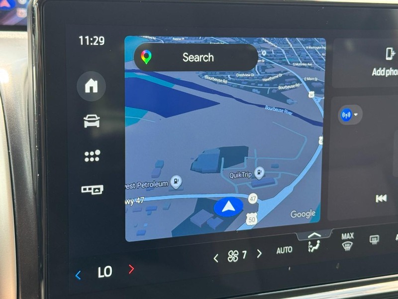 Ford Expedition Max Vehicle Full-screen Gallery Image 21