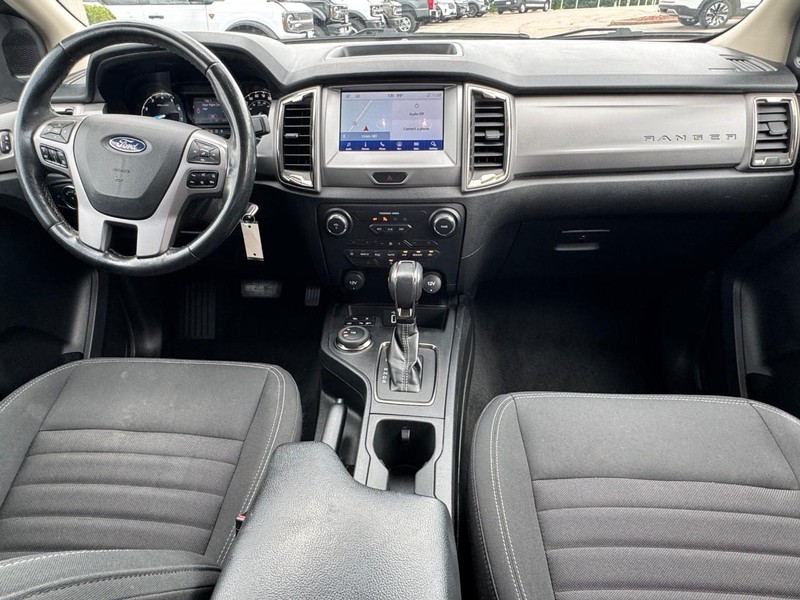 Ford Ranger Vehicle Full-screen Gallery Image 11