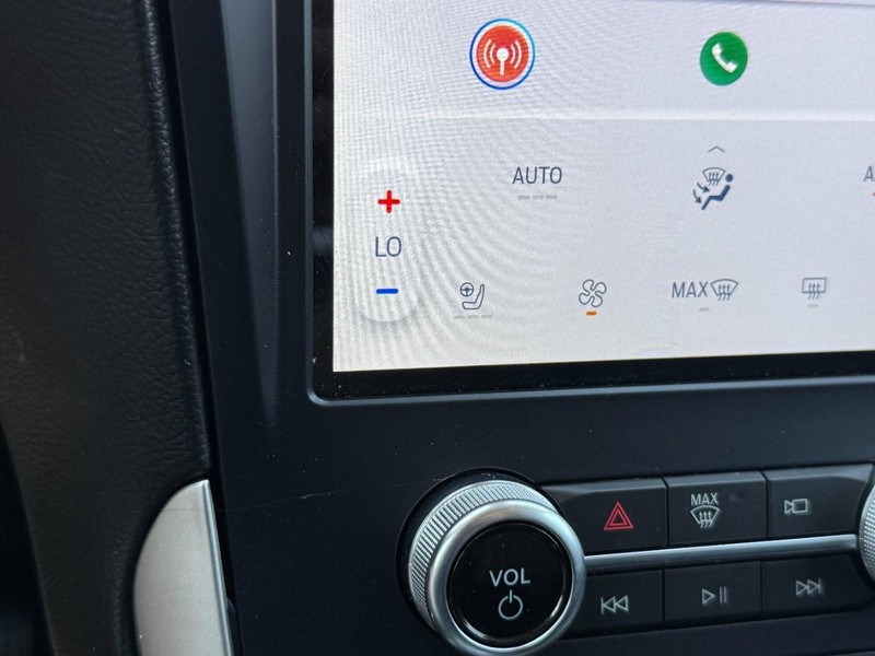 Ford Edge Vehicle Full-screen Gallery Image 20