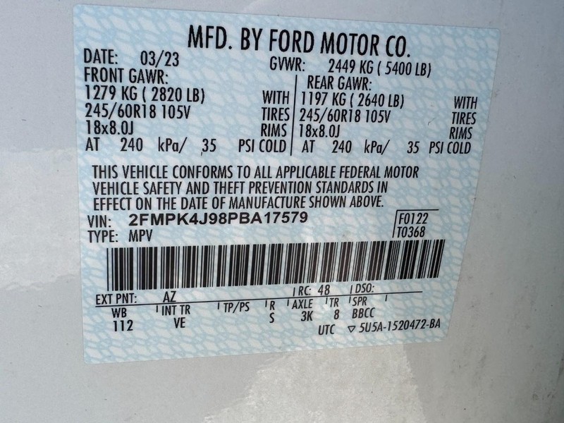 Ford Edge Vehicle Full-screen Gallery Image 24