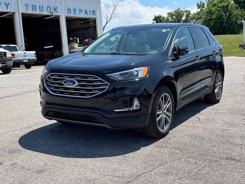 Ford Edge Vehicle Full-screen Gallery Image 08