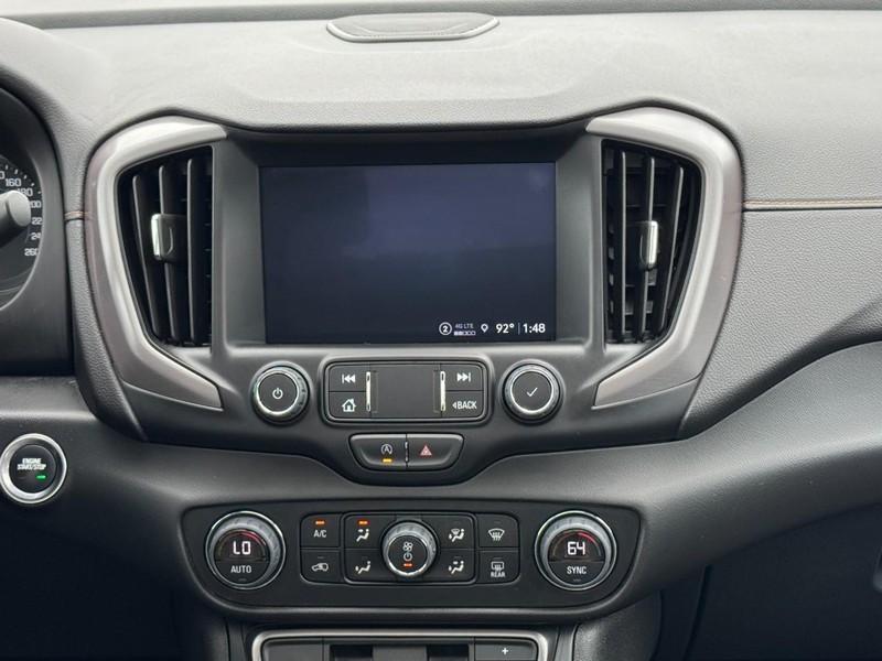 GMC Terrain Vehicle Full-screen Gallery Image 13