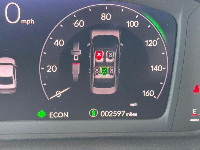 Honda Accord Hybrid Vehicle Full-screen Gallery Image 20