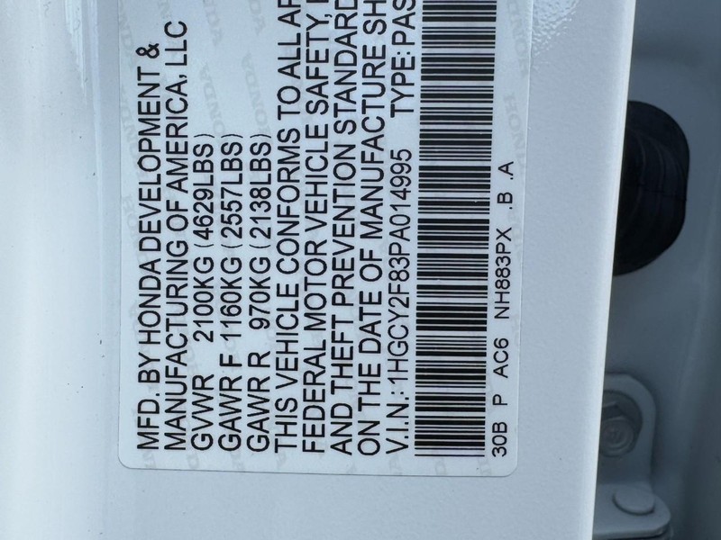 Honda Accord Hybrid Vehicle Full-screen Gallery Image 26