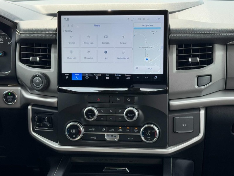 Ford Expedition Vehicle Full-screen Gallery Image 13