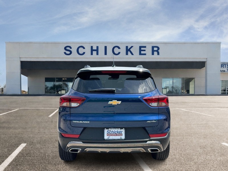 Chevrolet TrailBlazer Vehicle Full-screen Gallery Image 04