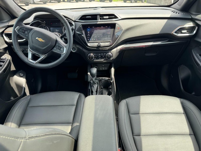 Chevrolet TrailBlazer Vehicle Full-screen Gallery Image 11