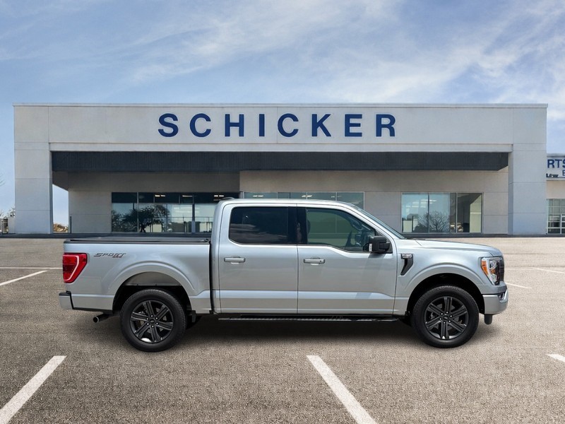Ford F-150 Vehicle Full-screen Gallery Image 02