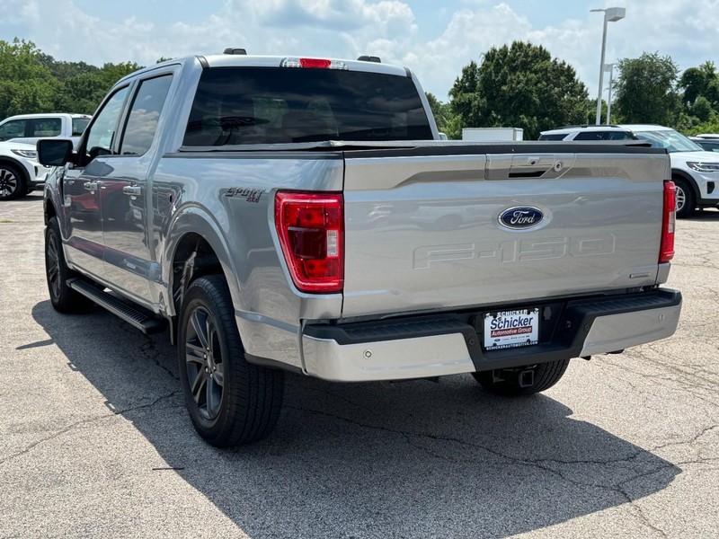 Ford F-150 Vehicle Full-screen Gallery Image 06