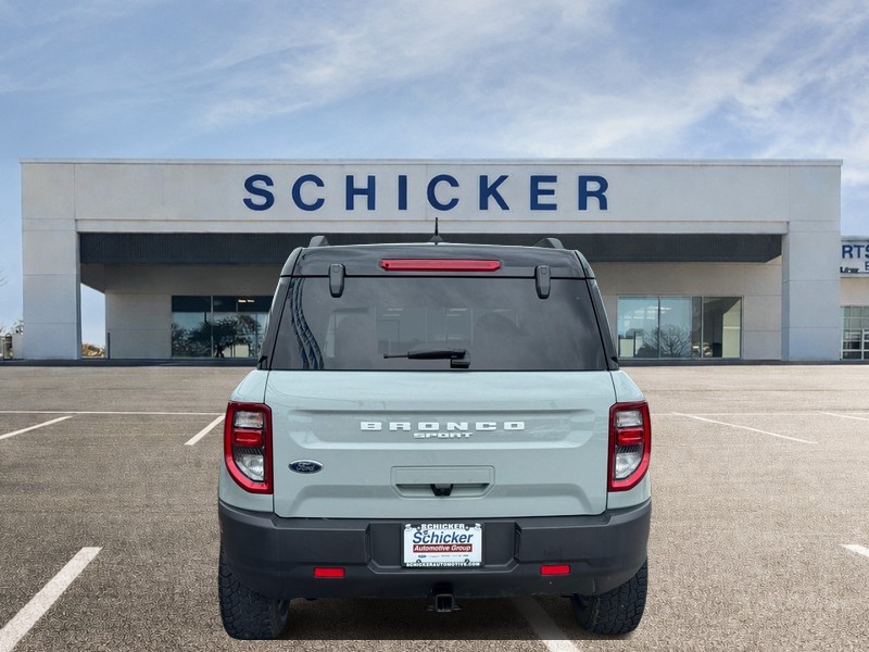 Ford Bronco Sport Vehicle Full-screen Gallery Image 04