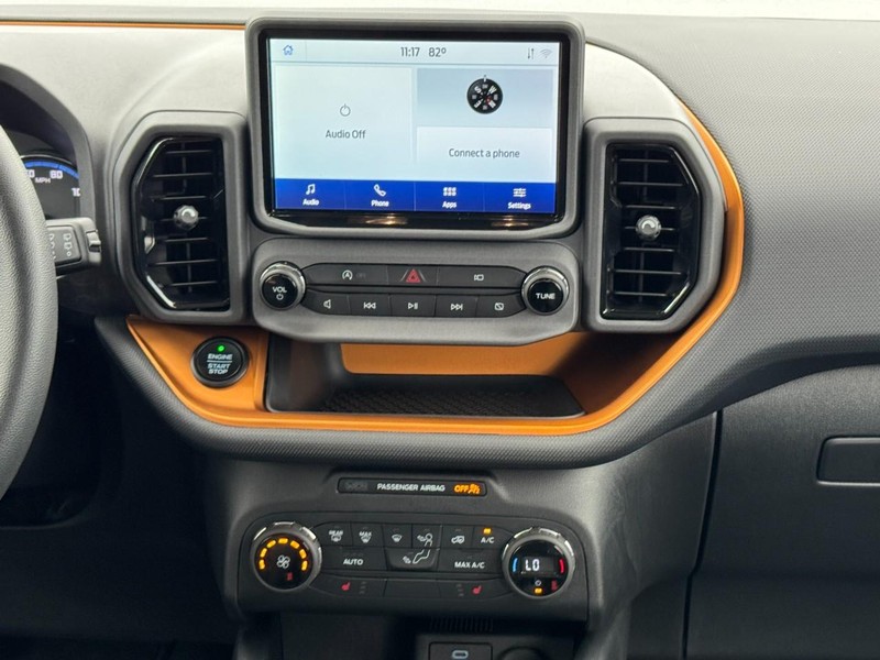 Ford Bronco Sport Vehicle Full-screen Gallery Image 13