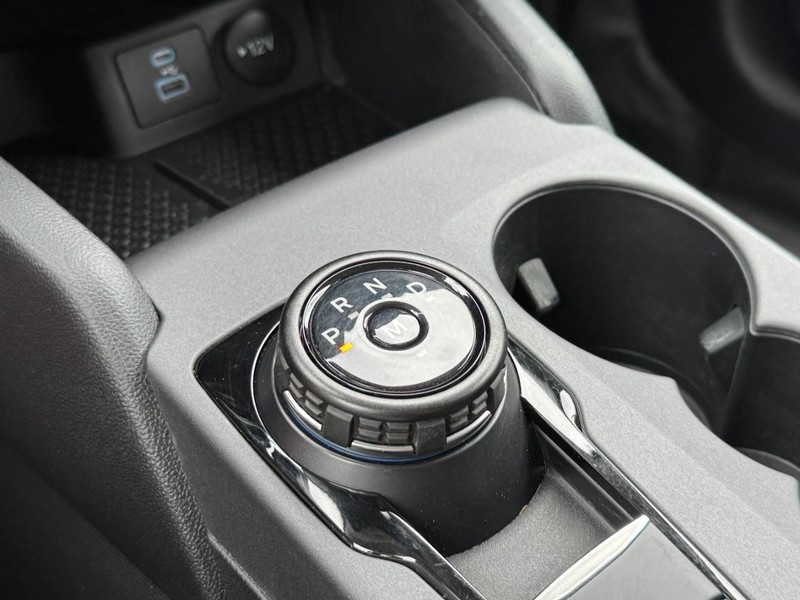 Ford Bronco Sport Vehicle Full-screen Gallery Image 19