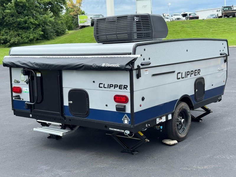 Coachman CLIPPER Vehicle Full-screen Gallery Image 03