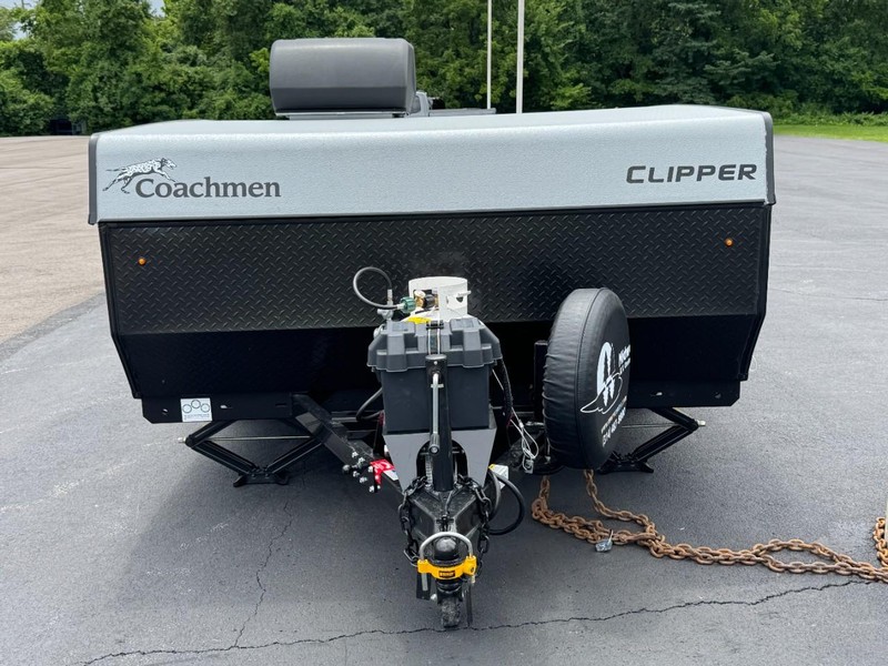 Coachman CLIPPER Vehicle Full-screen Gallery Image 09