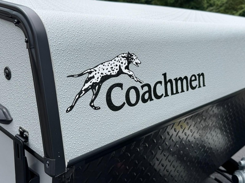 Coachman CLIPPER Vehicle Full-screen Gallery Image 10