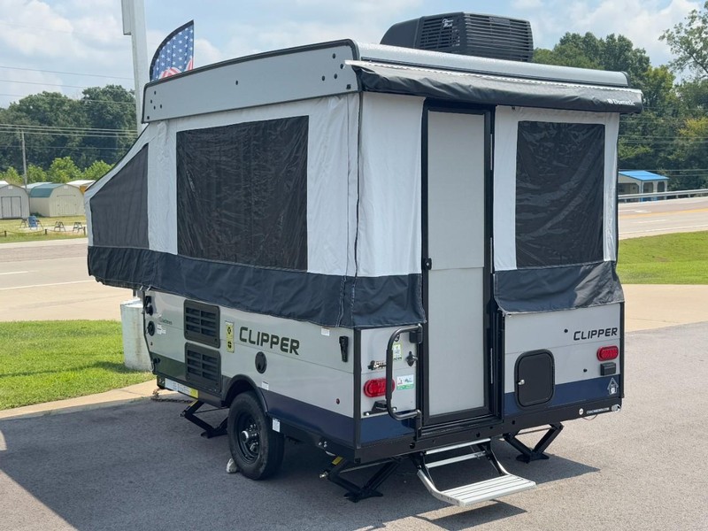 Coachman CLIPPER Vehicle Full-screen Gallery Image 17