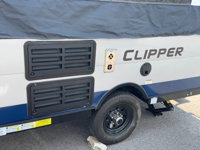 Coachman CLIPPER Vehicle Full-screen Gallery Image 18