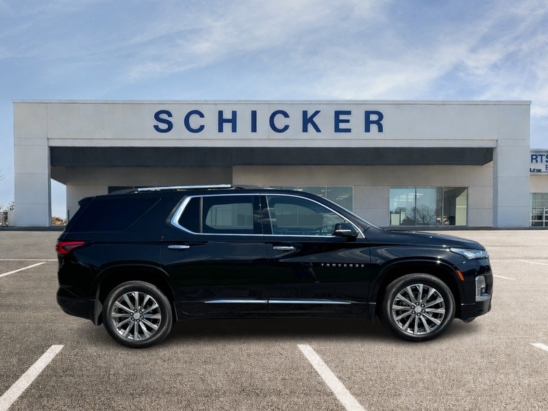 Chevrolet Traverse Vehicle Full-screen Gallery Image 02