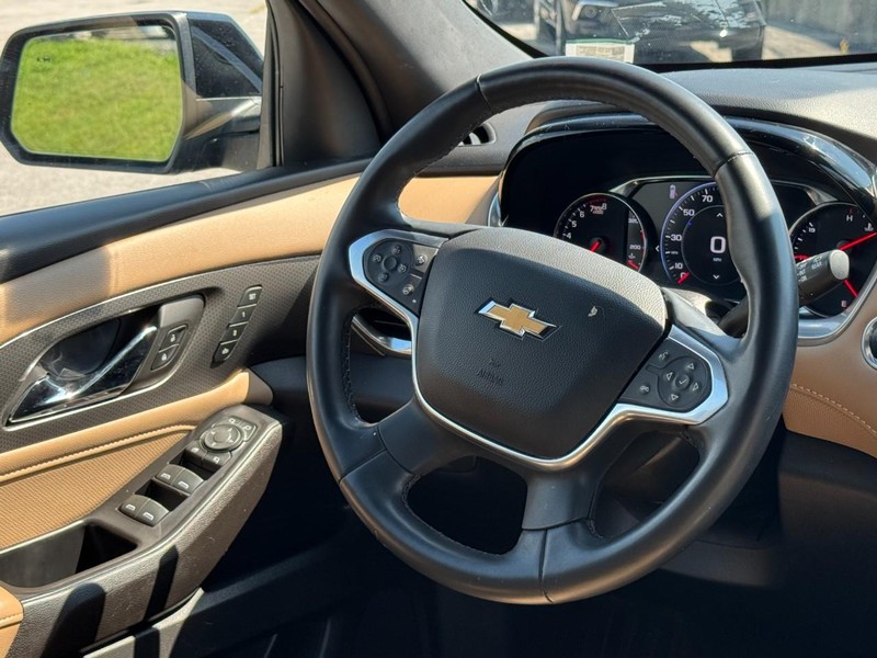 Chevrolet Traverse Vehicle Full-screen Gallery Image 13