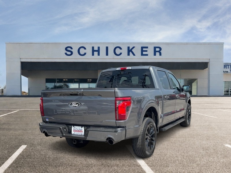 Ford F-150 Vehicle Full-screen Gallery Image 03