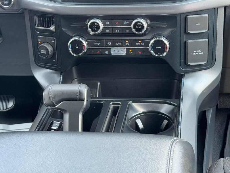 Ford F-150 Vehicle Full-screen Gallery Image 14