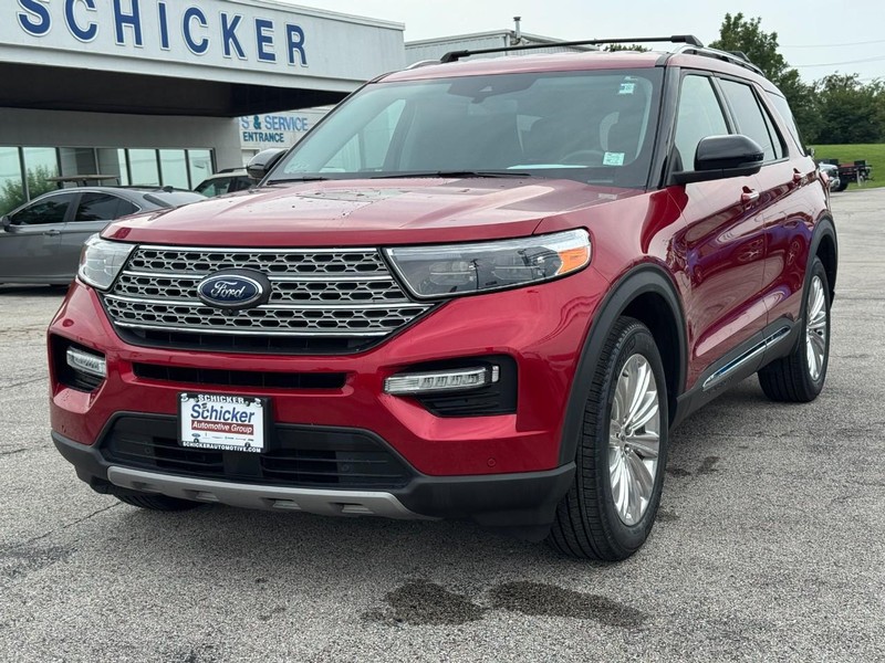 Ford Explorer Vehicle Full-screen Gallery Image 08