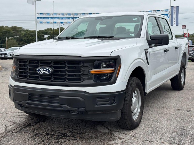 Ford F-150 Vehicle Full-screen Gallery Image 08