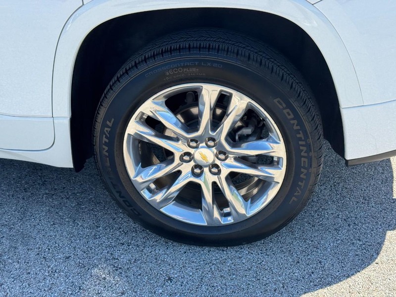 Chevrolet Traverse Vehicle Full-screen Gallery Image 07