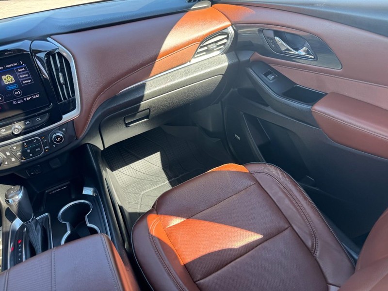 Chevrolet Traverse Vehicle Full-screen Gallery Image 15