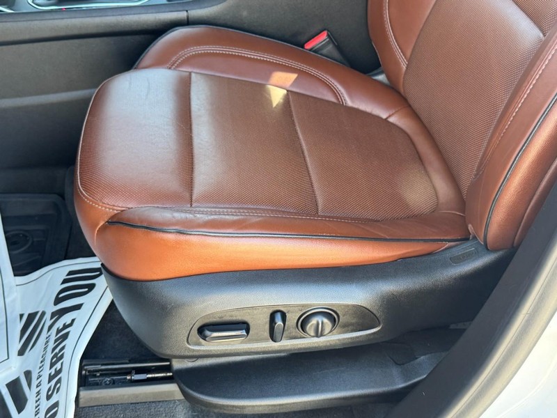 Chevrolet Traverse Vehicle Full-screen Gallery Image 25