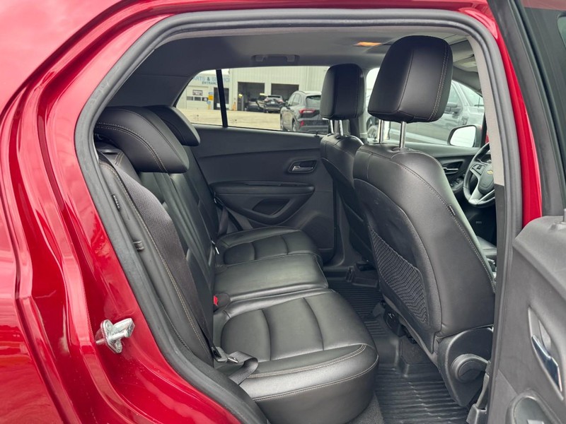 Chevrolet Trax Vehicle Full-screen Gallery Image 10