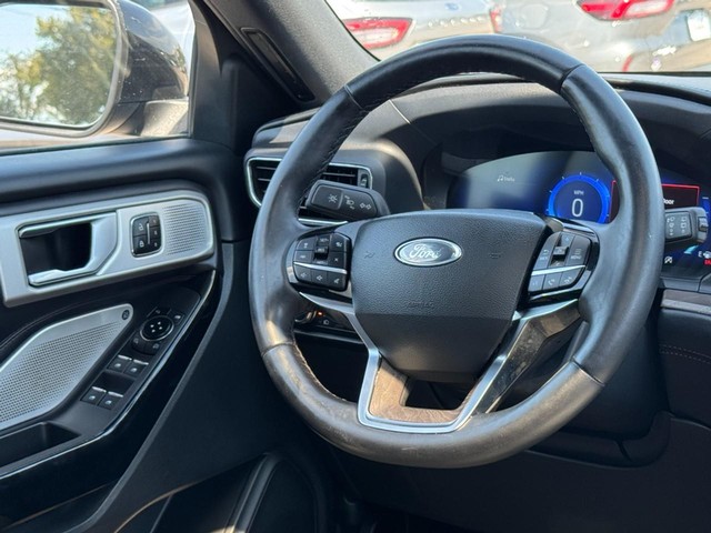 2022 Ford Explorer Platinum - Photo 11