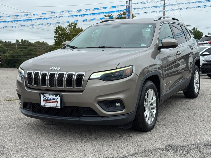 Jeep Cherokee Vehicle Full-screen Gallery Image 08