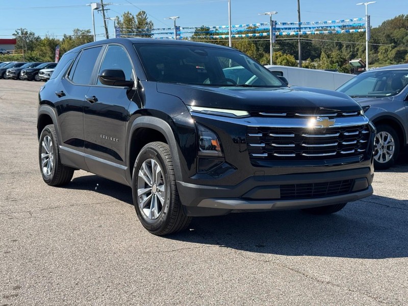 Chevrolet Equinox Vehicle Full-screen Gallery Image 19