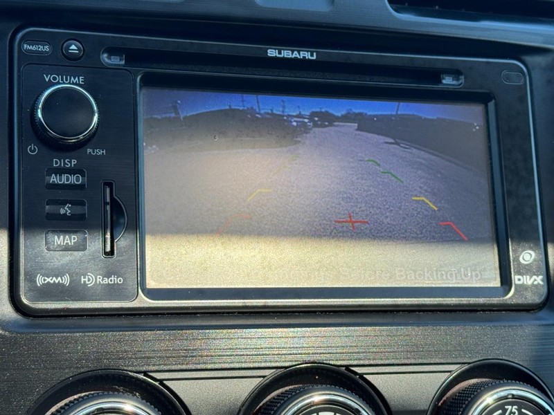 Subaru XV Crosstrek Vehicle Full-screen Gallery Image 22