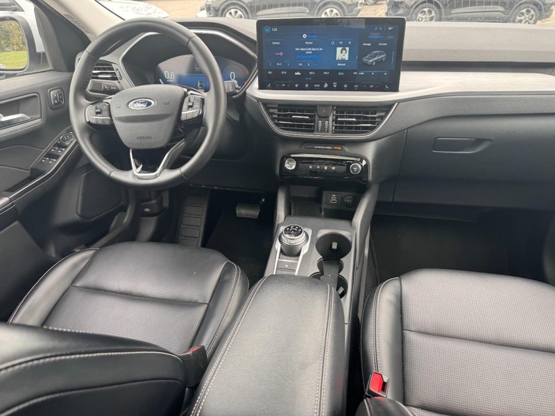 Ford Escape Vehicle Full-screen Gallery Image 11