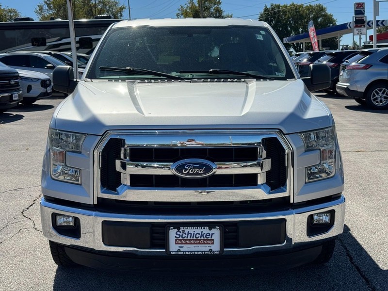 Ford F-150 Vehicle Full-screen Gallery Image 09