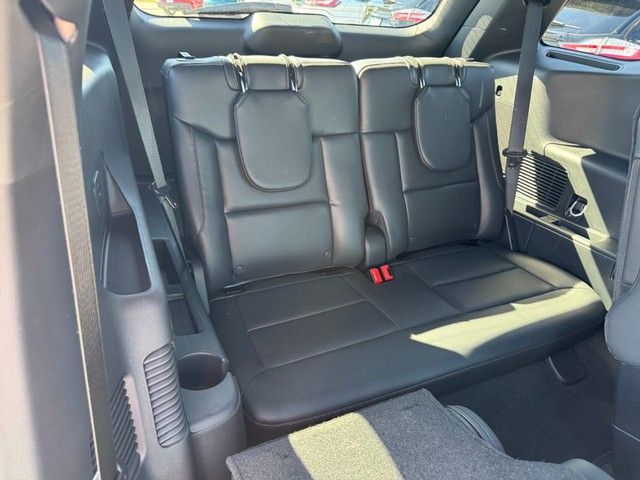 2026 Ford Explorer ST - Photo 10