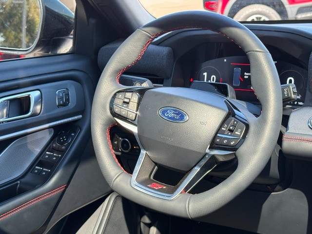 2026 Ford Explorer ST - Photo 12