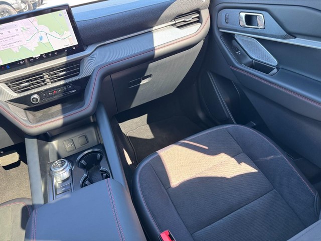 2026 Ford Explorer ST - Photo 15