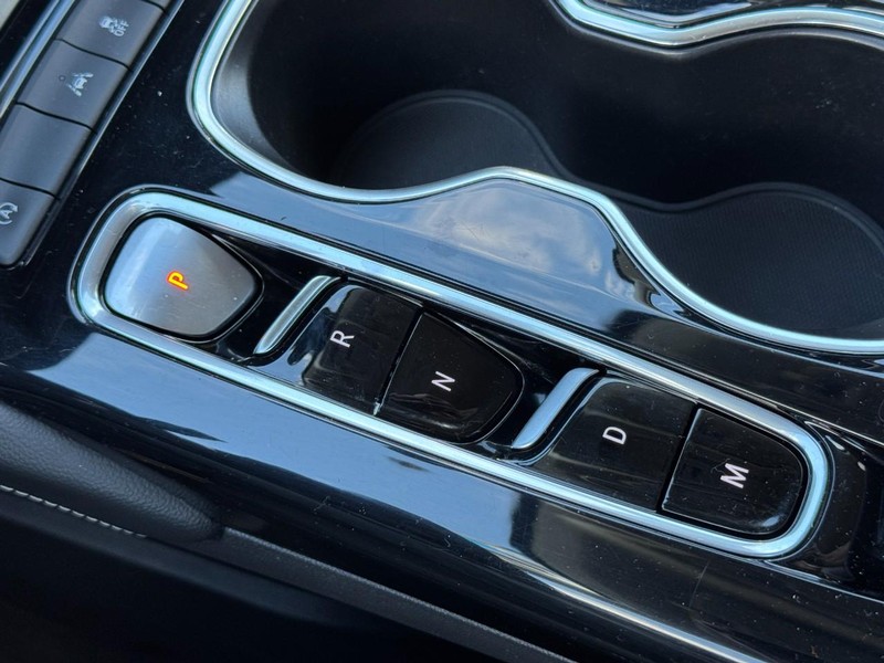 Buick Envision Vehicle Full-screen Gallery Image 19