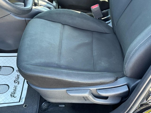 2024 Nissan Kicks S - Photo 21