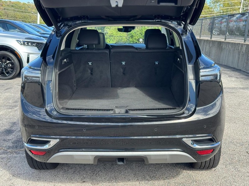 Buick Envision Vehicle Full-screen Gallery Image 05