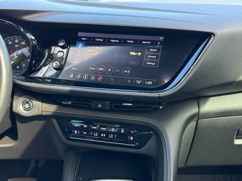 Buick Envision Vehicle Full-screen Gallery Image 13