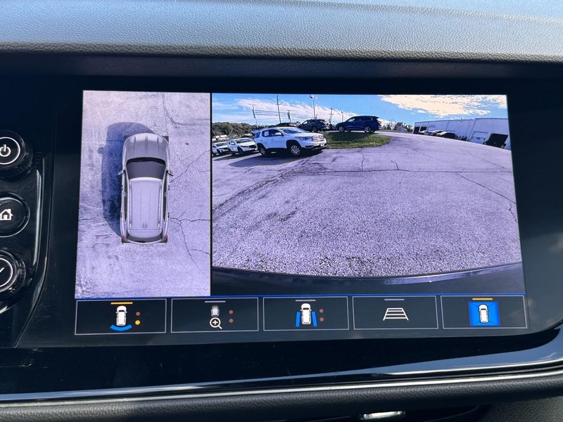 Buick Envision Vehicle Full-screen Gallery Image 23