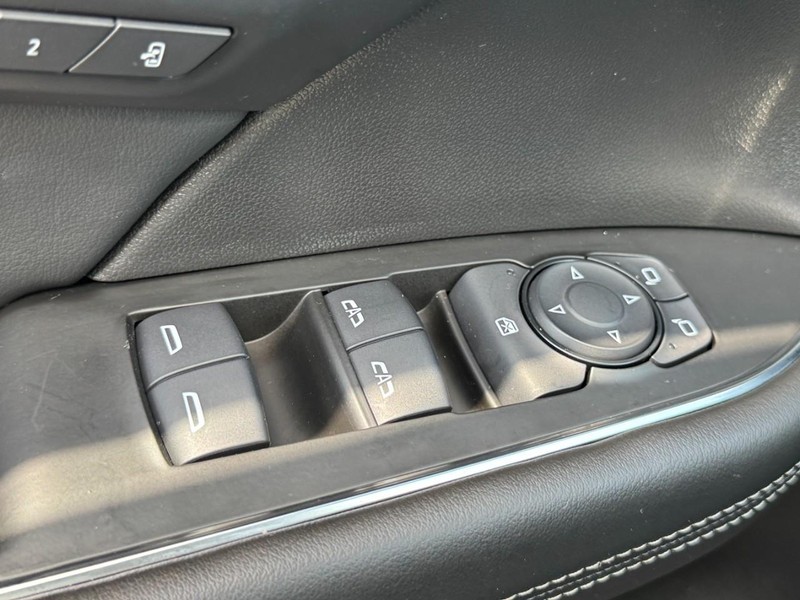 Buick Envision Vehicle Full-screen Gallery Image 24