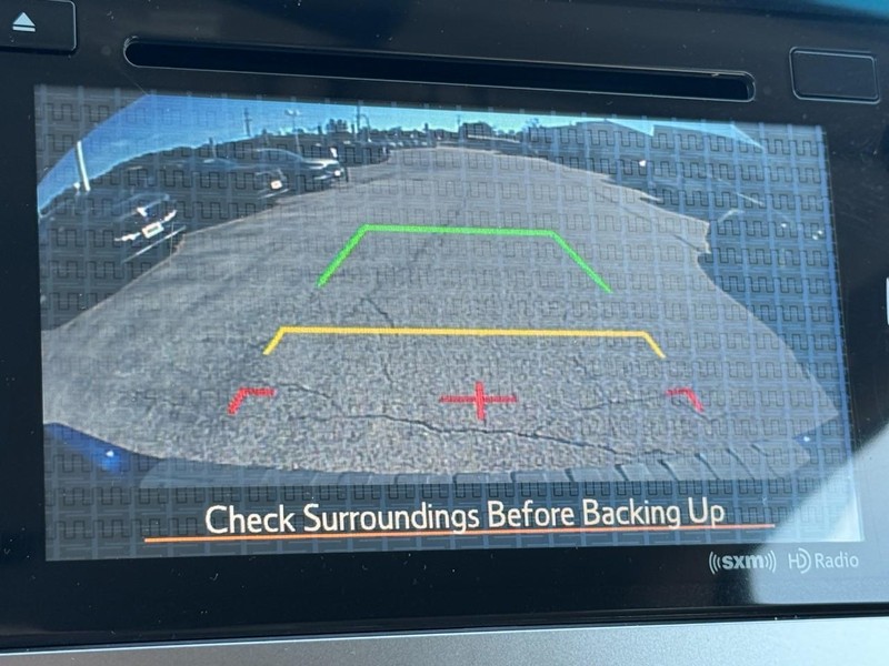 Subaru Outback Vehicle Full-screen Gallery Image 21