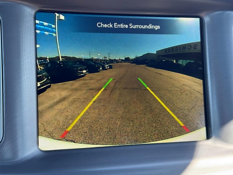Dodge Charger Vehicle Full-screen Gallery Image 21