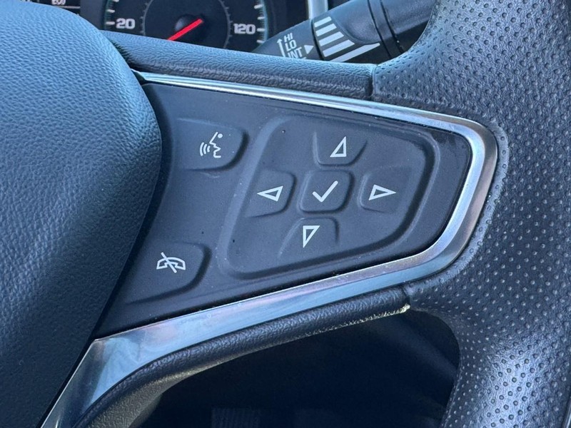 Chevrolet Malibu Vehicle Full-screen Gallery Image 20