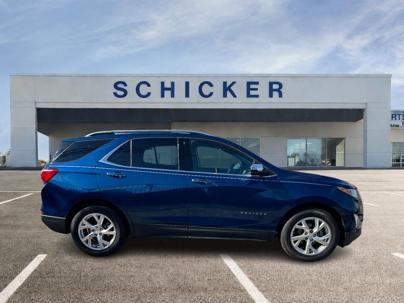 Chevrolet Equinox Vehicle Full-screen Gallery Image 02